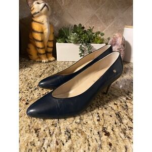 Etienne Aigner Vintage Pumps Navy Size 8.5
